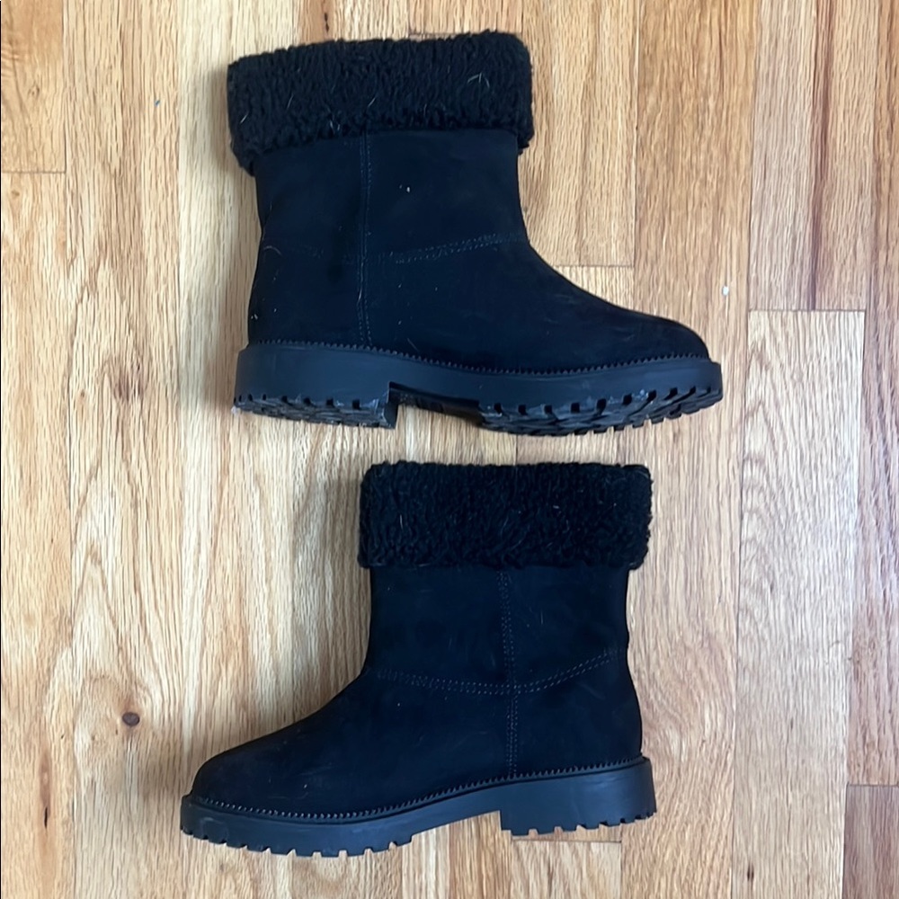 Fleece lined boots